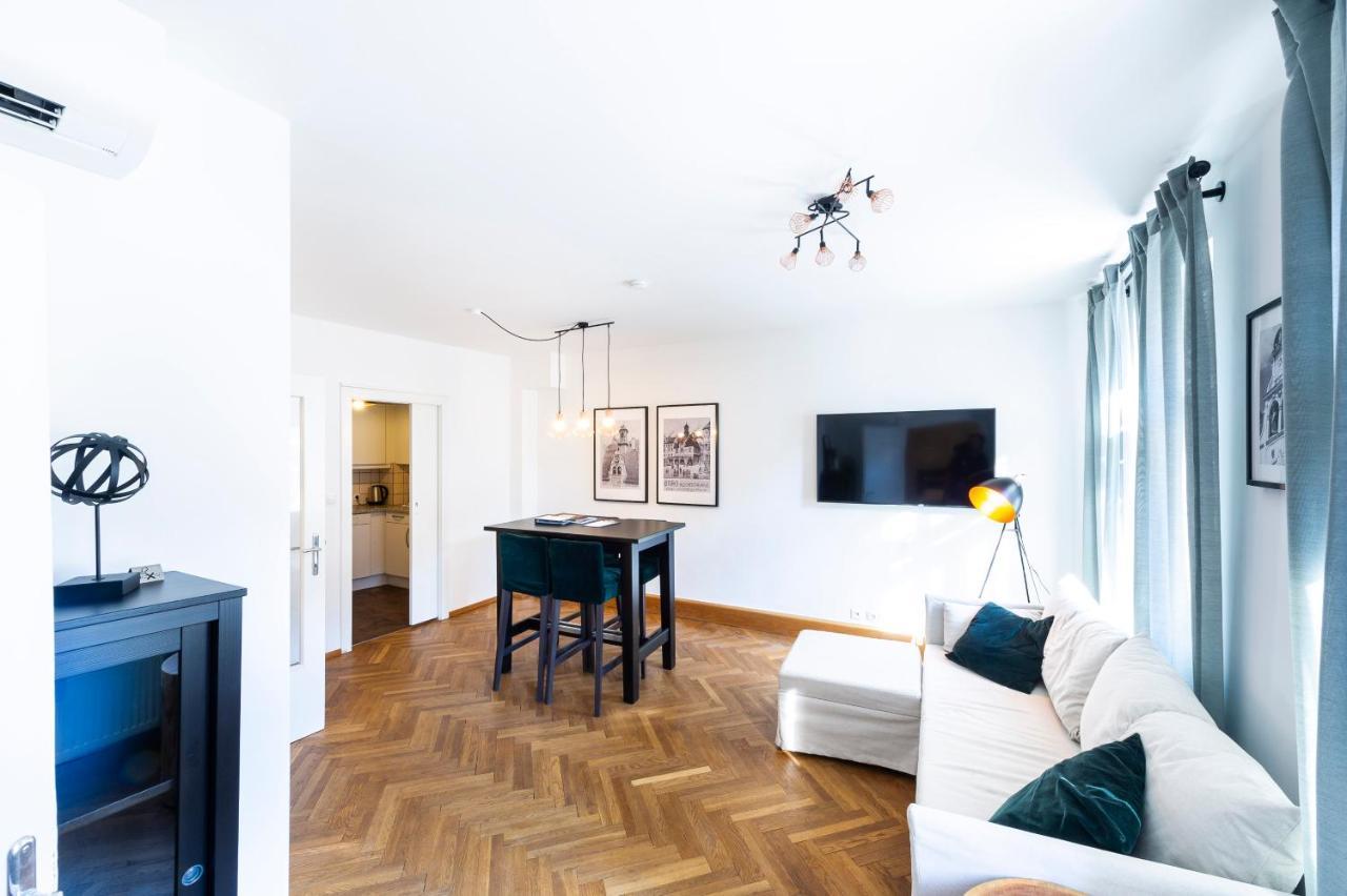 Apartments Am Glockenspielplatz Graz Ngoại thất bức ảnh